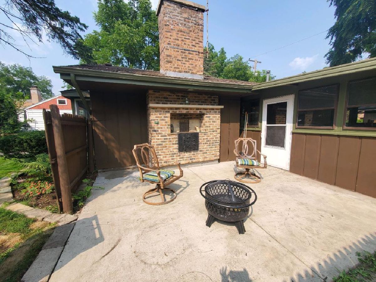 Homes Sold Oak Terrace Mundelein Illinois, 26257 Hickory