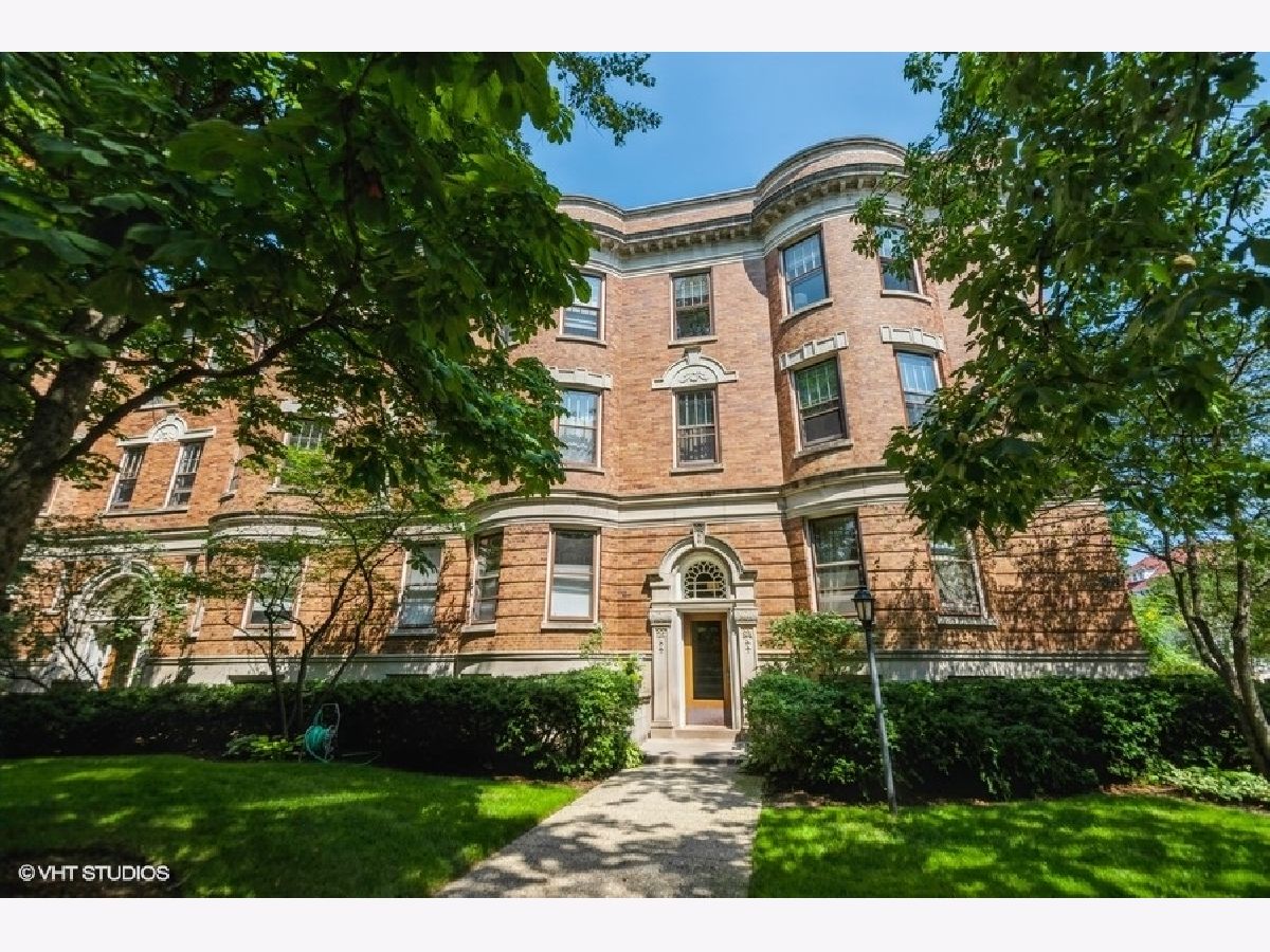 Condos & Townhomes Sold Michigan Park Condominiums Evanston Illinois, 1203 Michigan