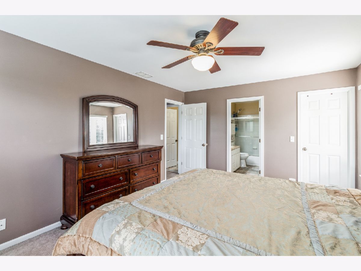 Homes Sold Lakewood Streams Streamwood Illinois, 673 Maple