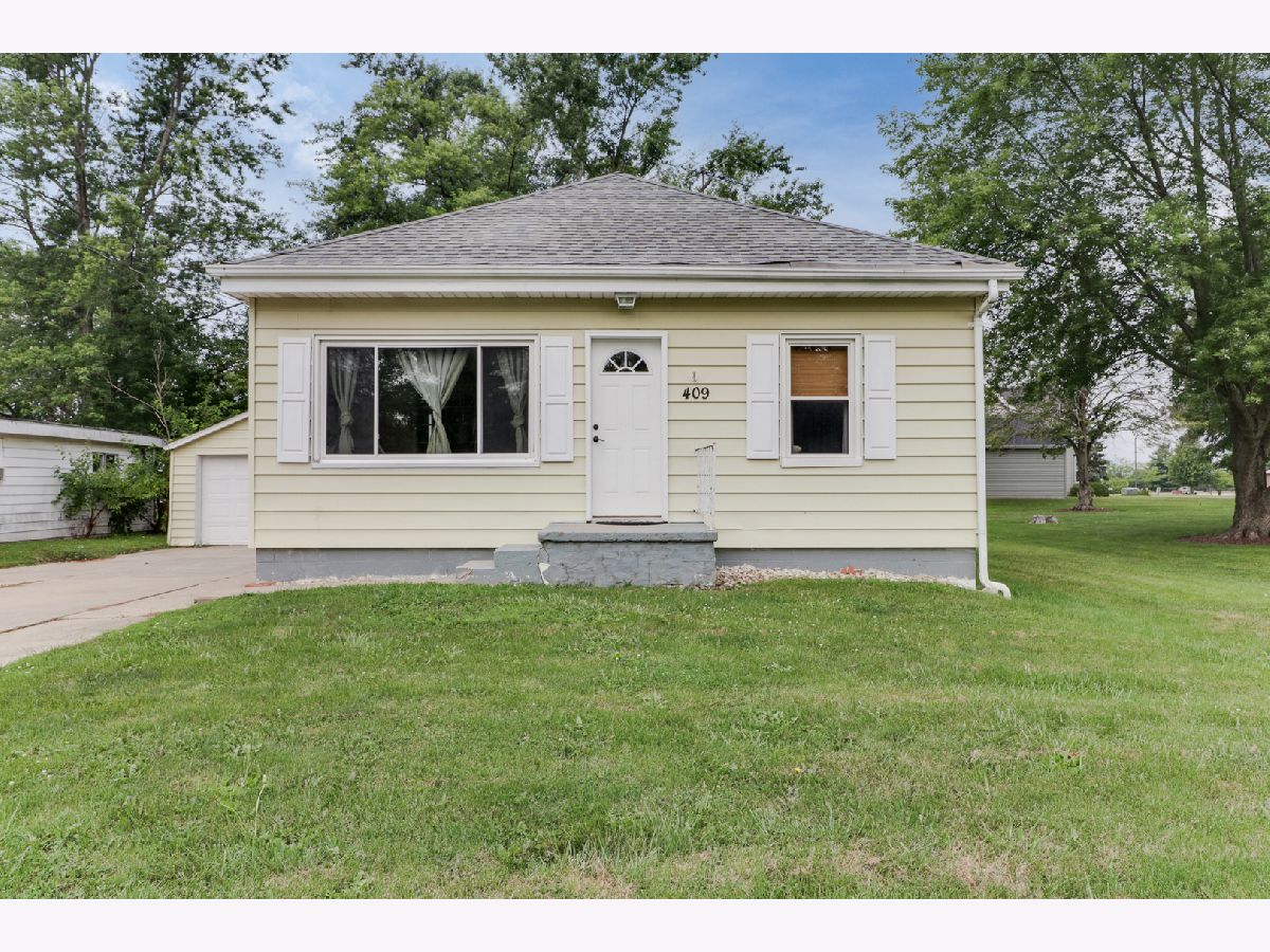 Sold Tremont Illinois, 409 West