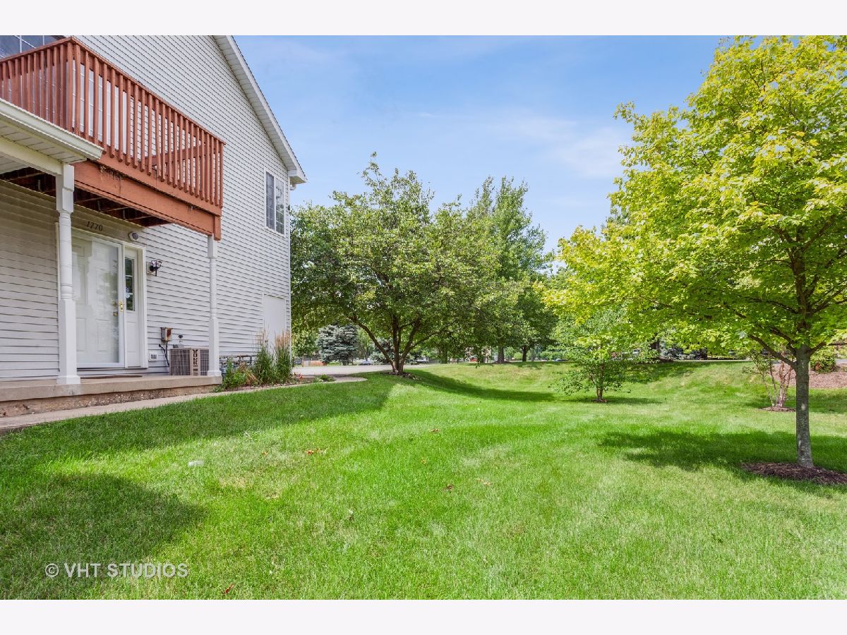 Townhomes & Condos Sold Carriage Homes Of Indian Trail Aurora Illinois, 1770 Bridle Post