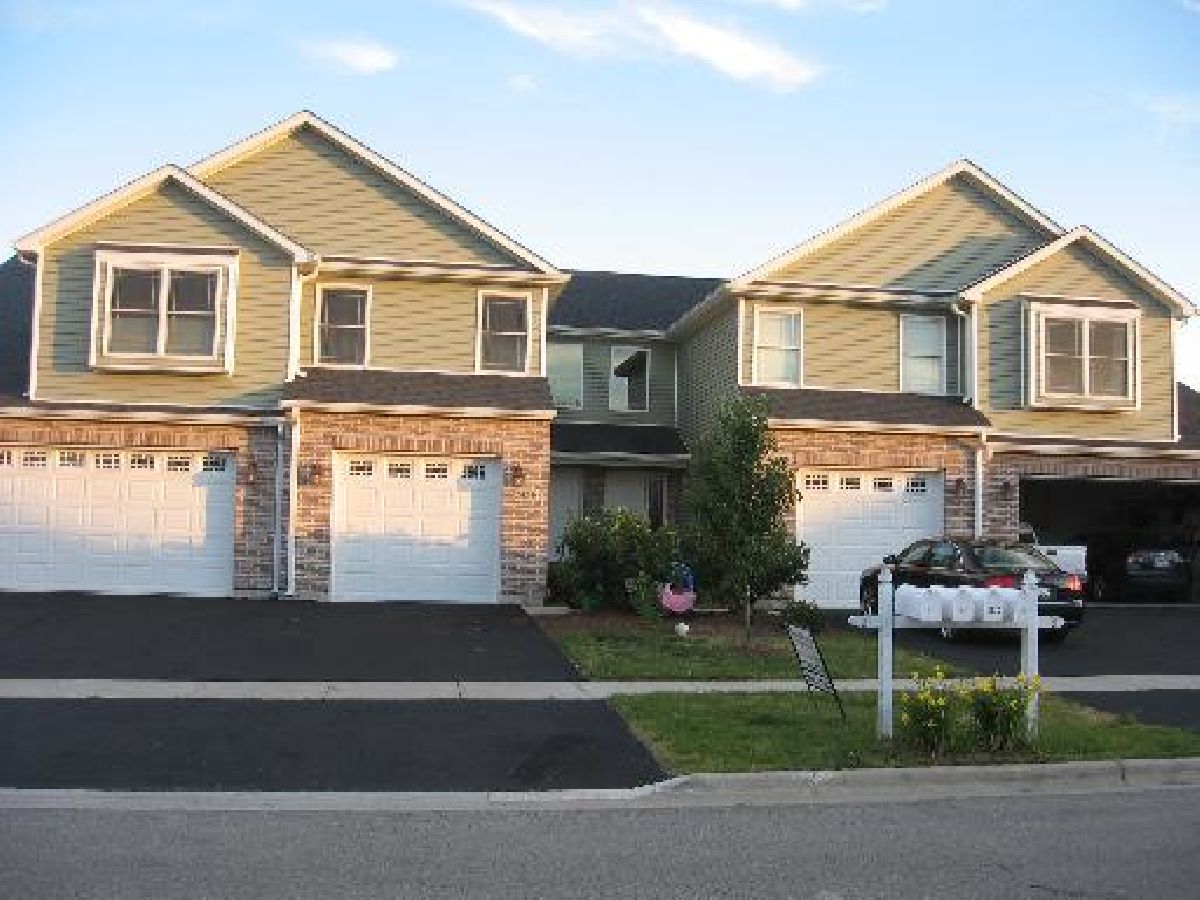 Townhomes & Homes Sold South Pointe Greens Dekalb Illinois, 292 Bent Grass