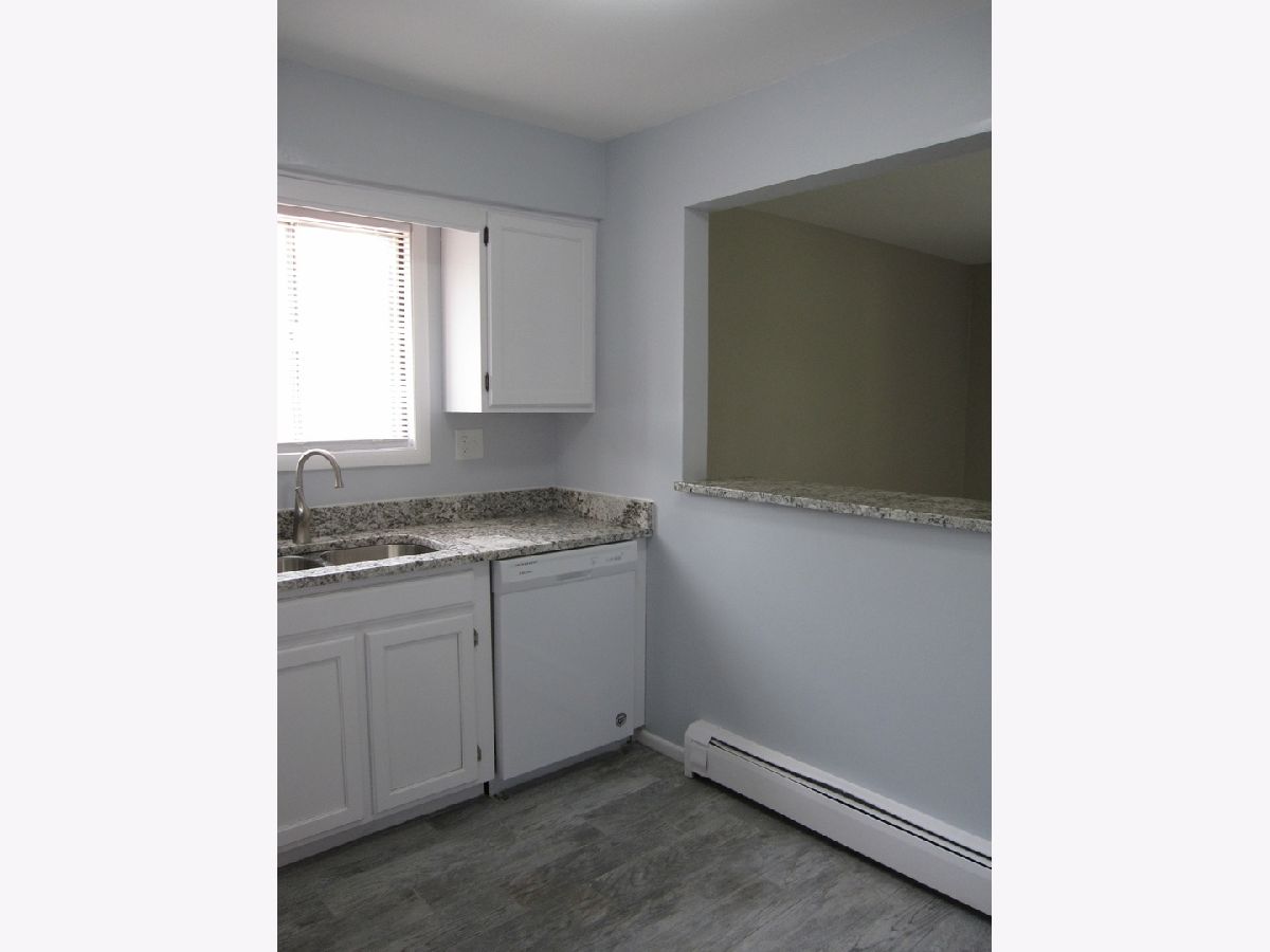 Subdivision Rented Palatine Square Palatine Illinois, 1515 Winslowe