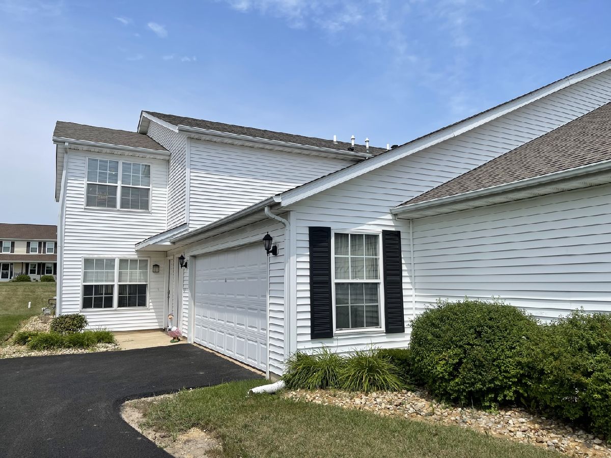 Homes & Condominiums Sold West Grove Poplar Grove Illinois, 12000 Primrose