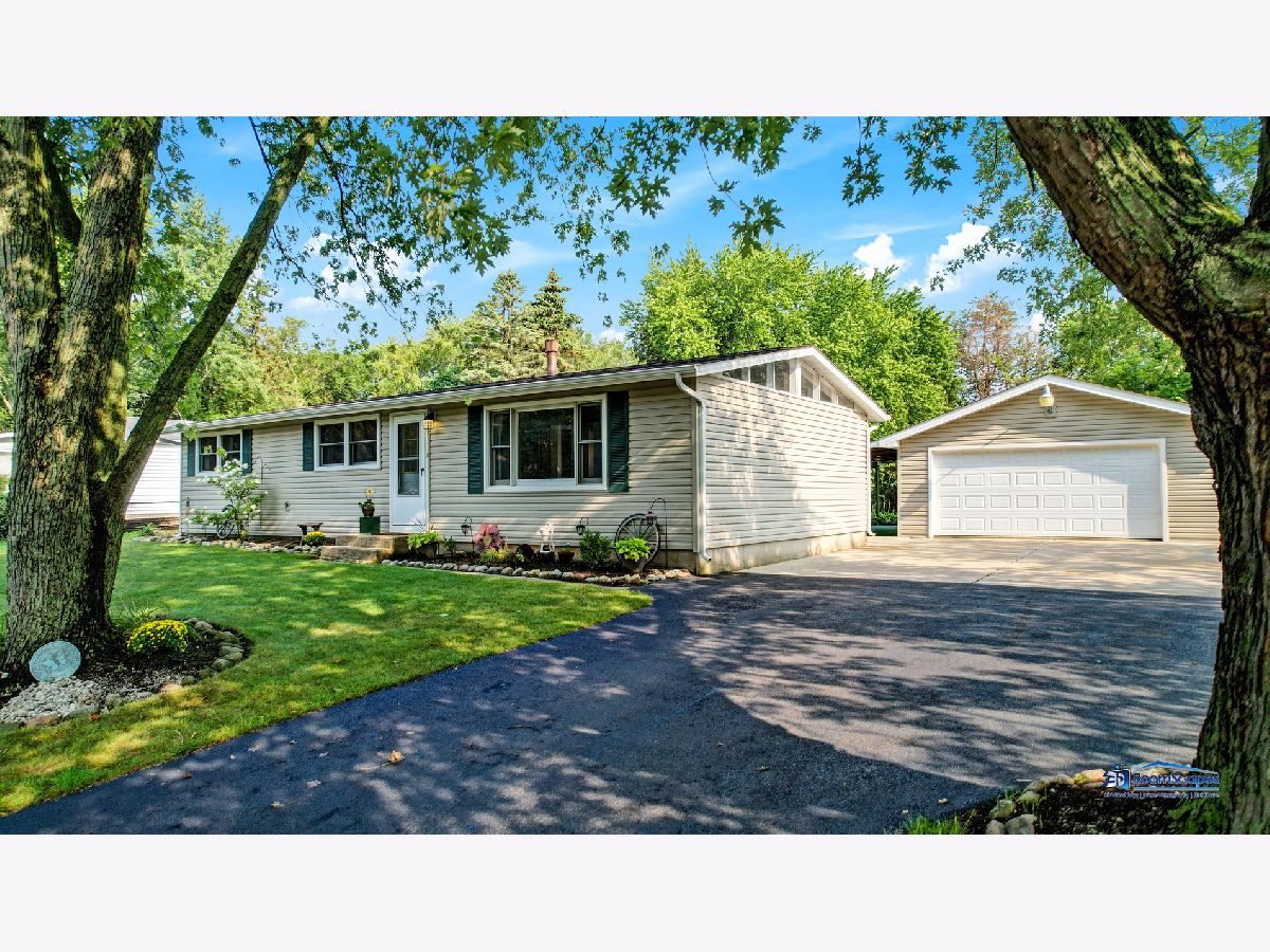 Homes Sold Claremont Hills Johnsburg Illinois, 3718 Fillmore