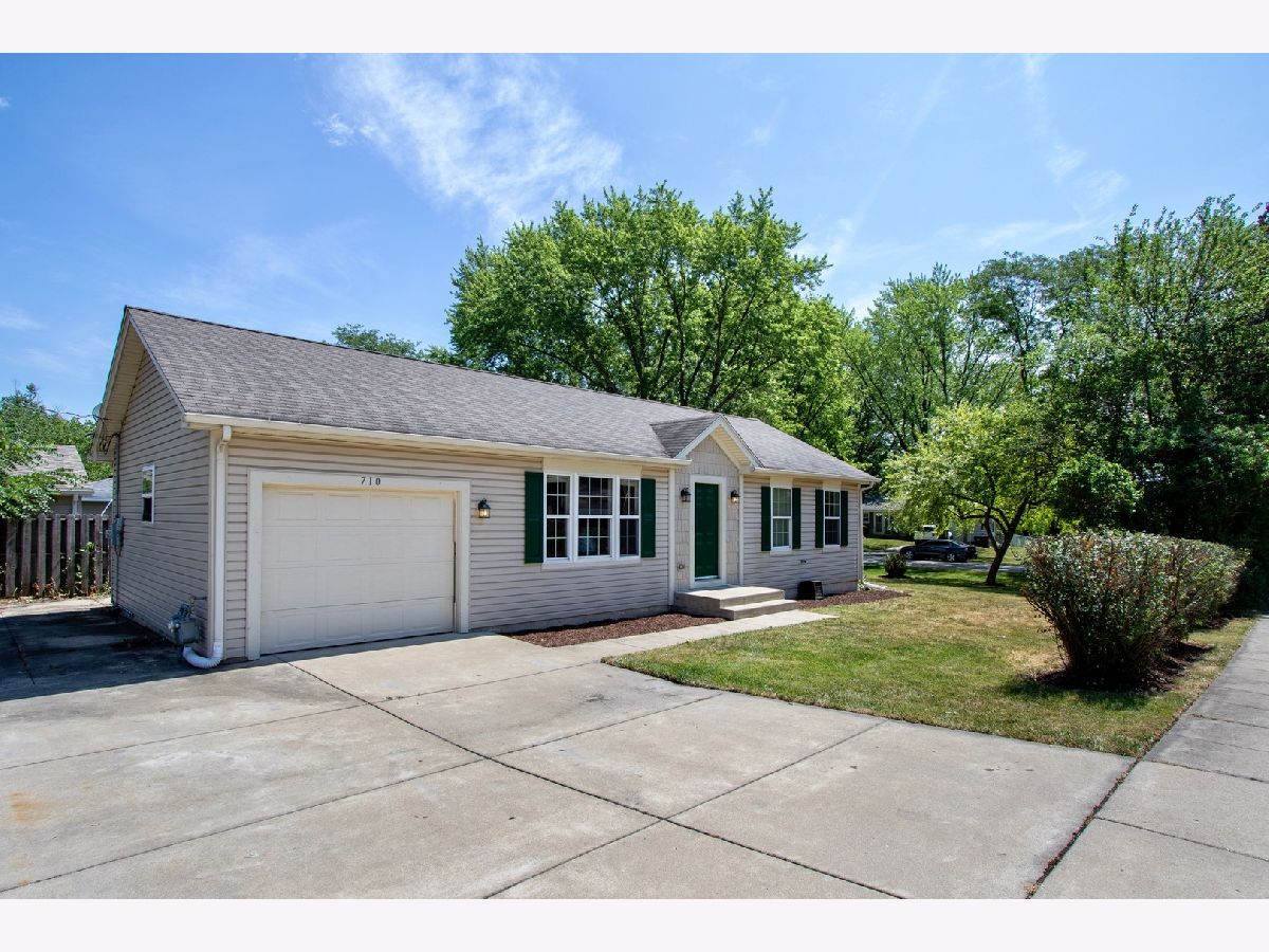 Homes Sold Cooney Heights Mchenry Illinois, 710 Lillian