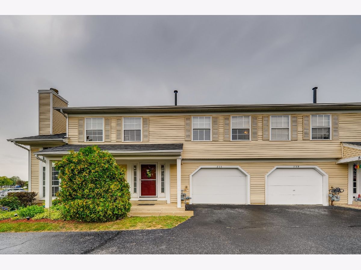 Townhomes Sold Southgate Manors Streamwood Illinois, 595 East
