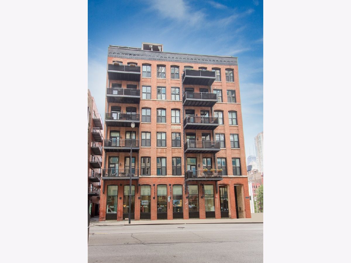 Condos & Townhomes Sold Lofts On West Hubbard Chicago Illinois, 154 Hubbard