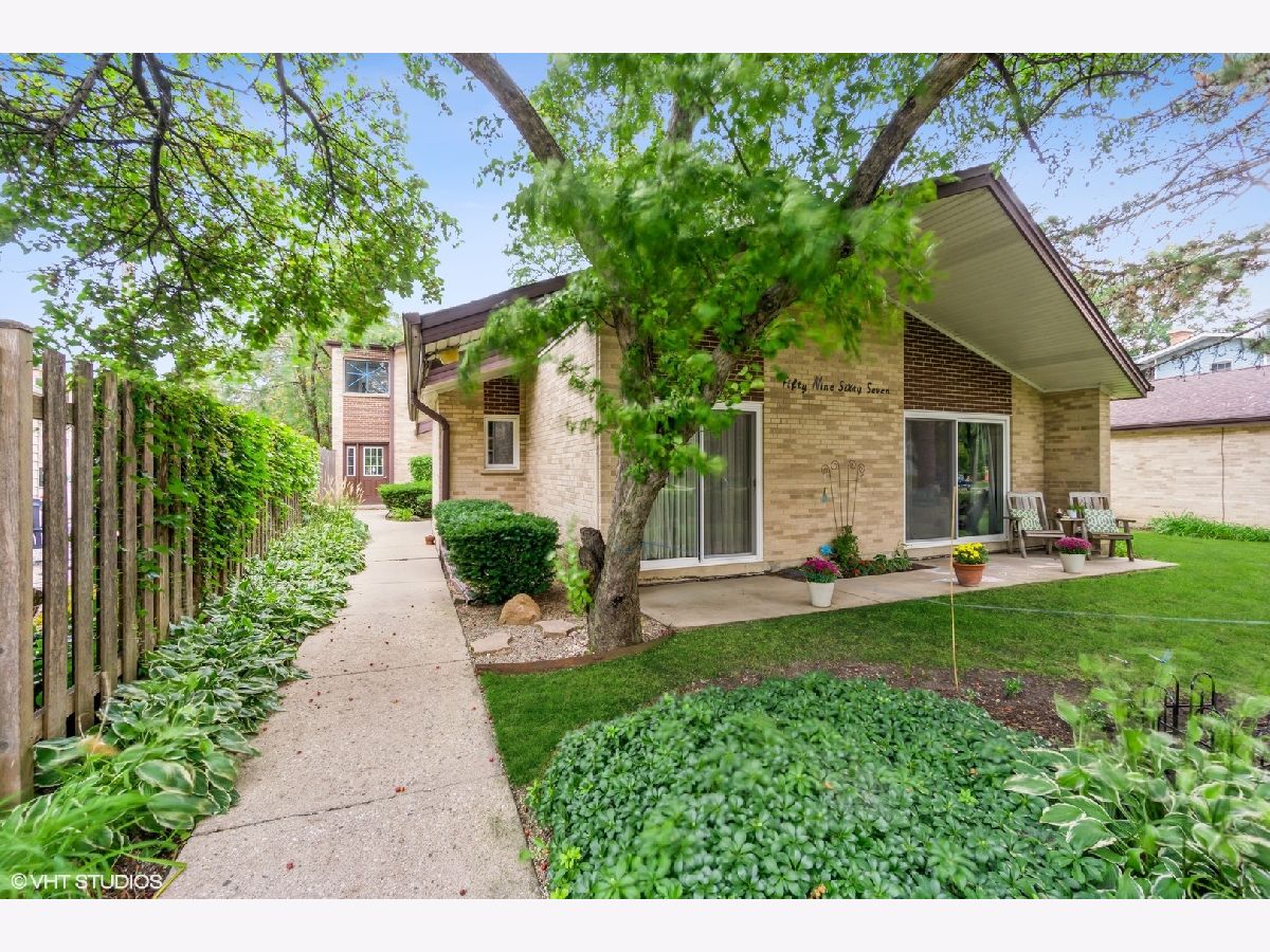  Rented Norwood Park Illinois, 5967 East Circle