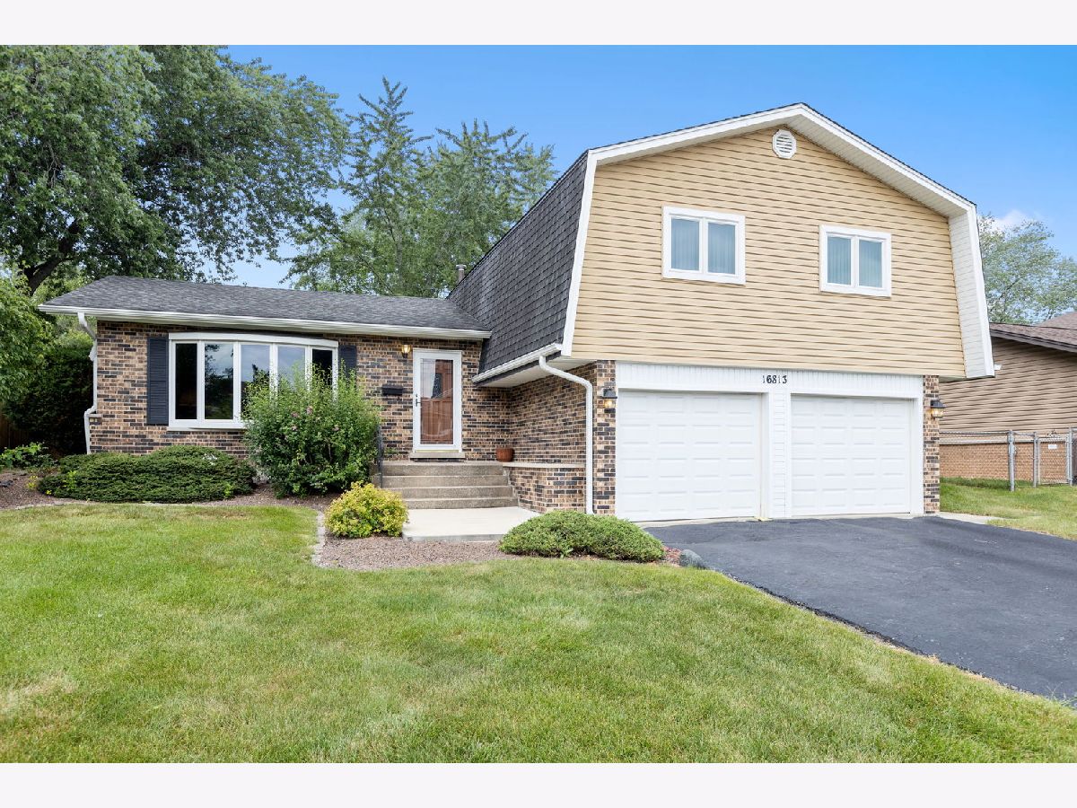 Homes Sold Lancaster Highlands Tinley Park Illinois, 16813 Gaynelle