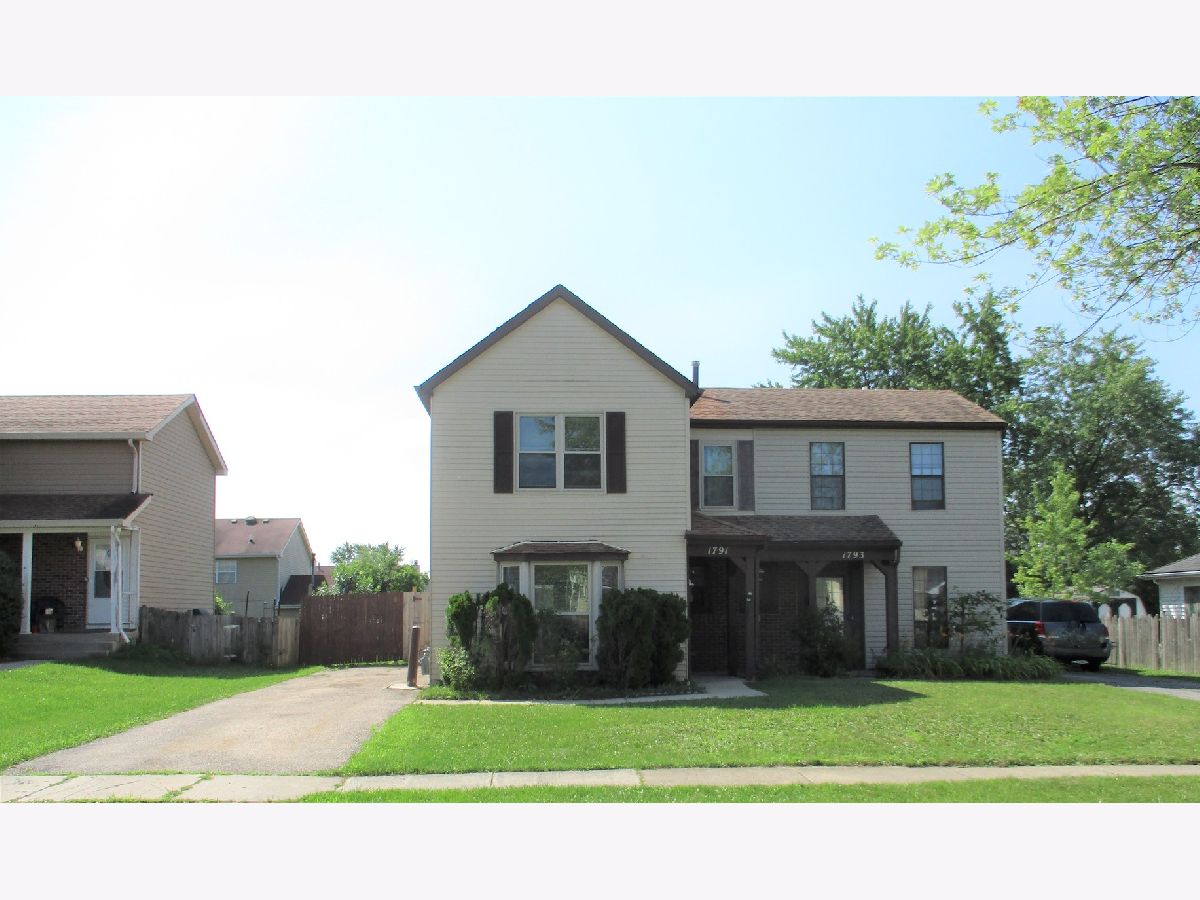 Townhomes & Homes Rented The Groves Hanover Park Illinois, 1791 Mccormick