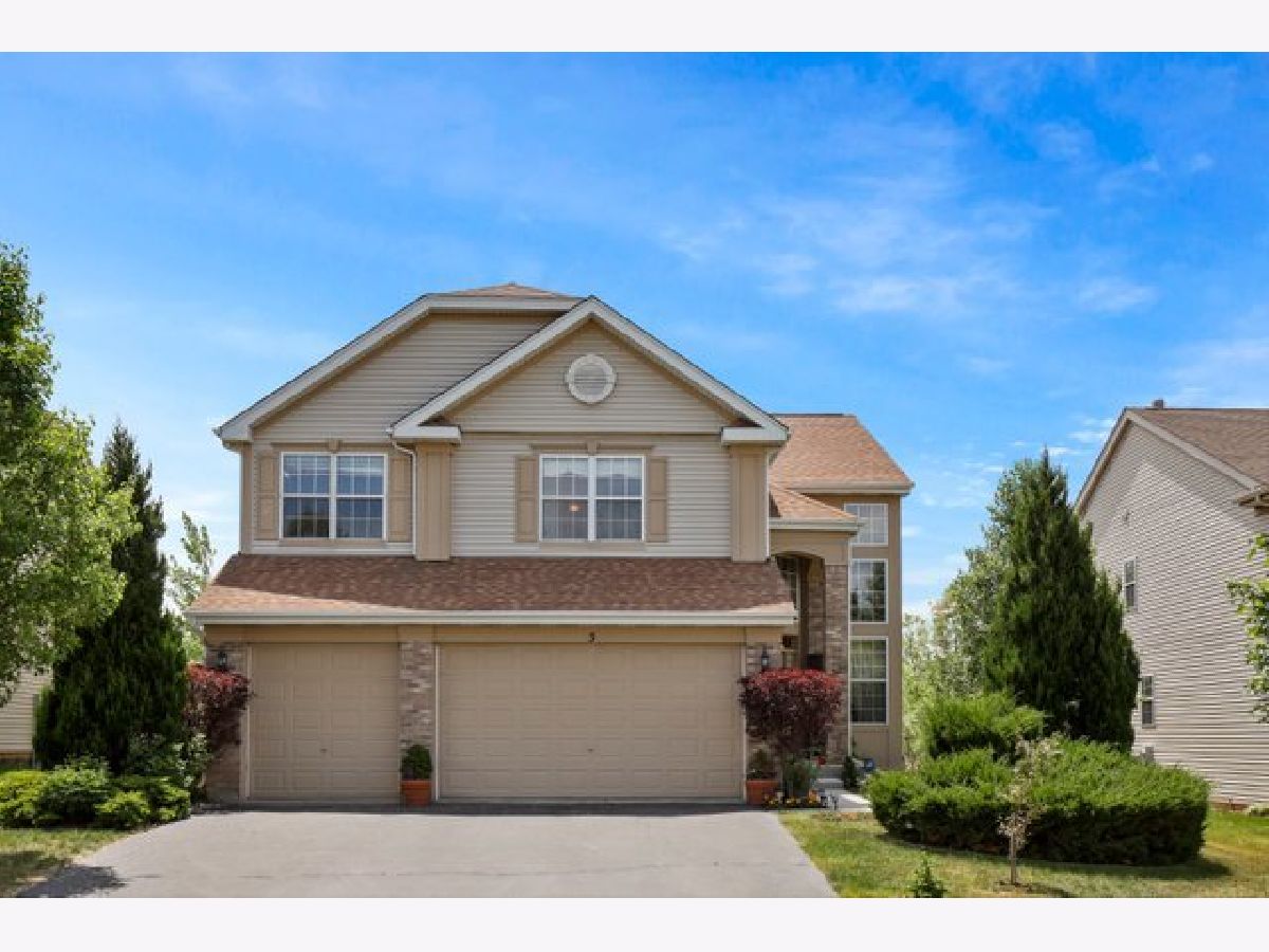 Townhomes & Homes Sold Prairie Pointe Streamwood Illinois, 5 Prairie Pointe