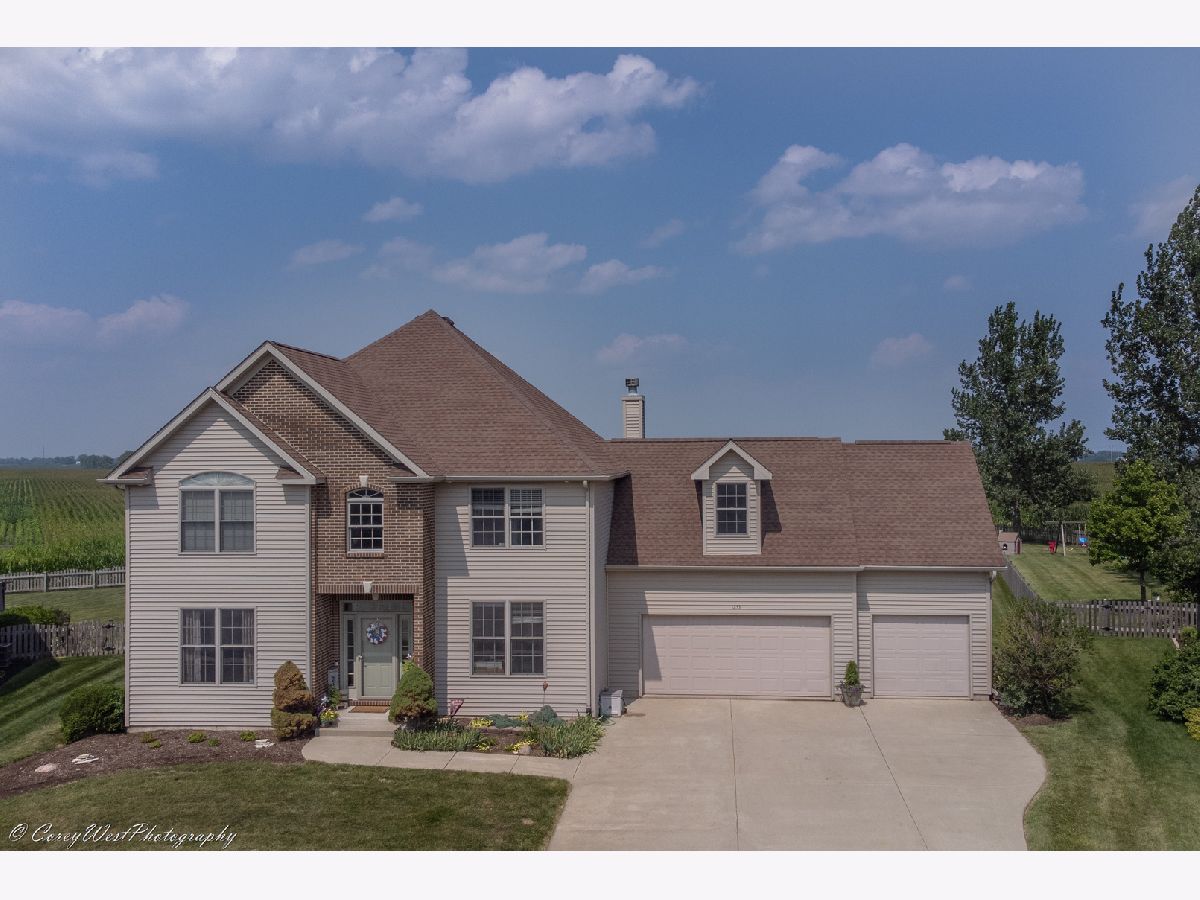 Homes & Townhomes Sold Edens Gardens Dekalb Illinois, 1253 Omega Circle