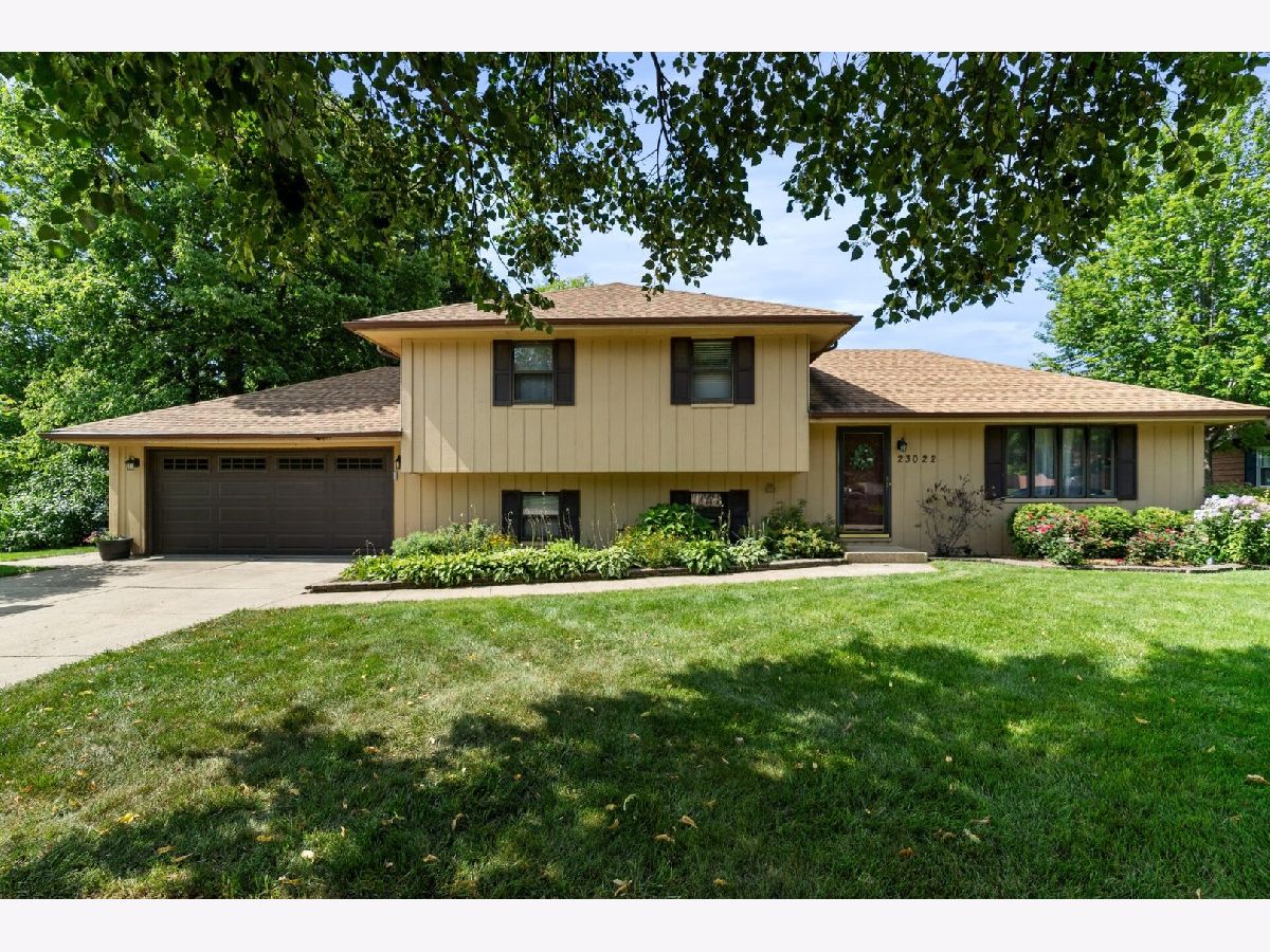 Homes Sold Mcdonald Manor Channahon Illinois, 23022 Patricia