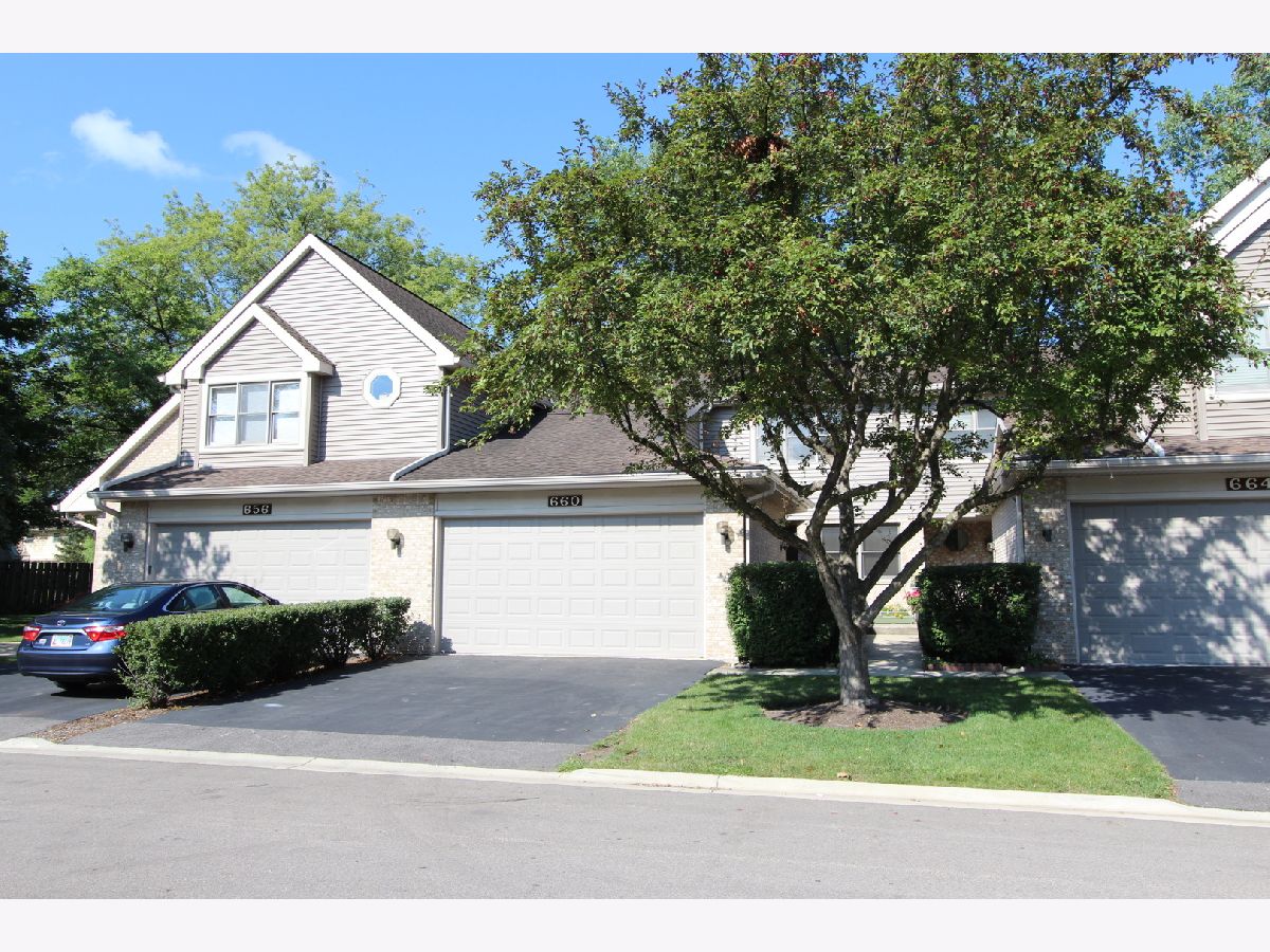 Townhomes Sold Timberlake Estates Palatine Illinois, 660 Walden
