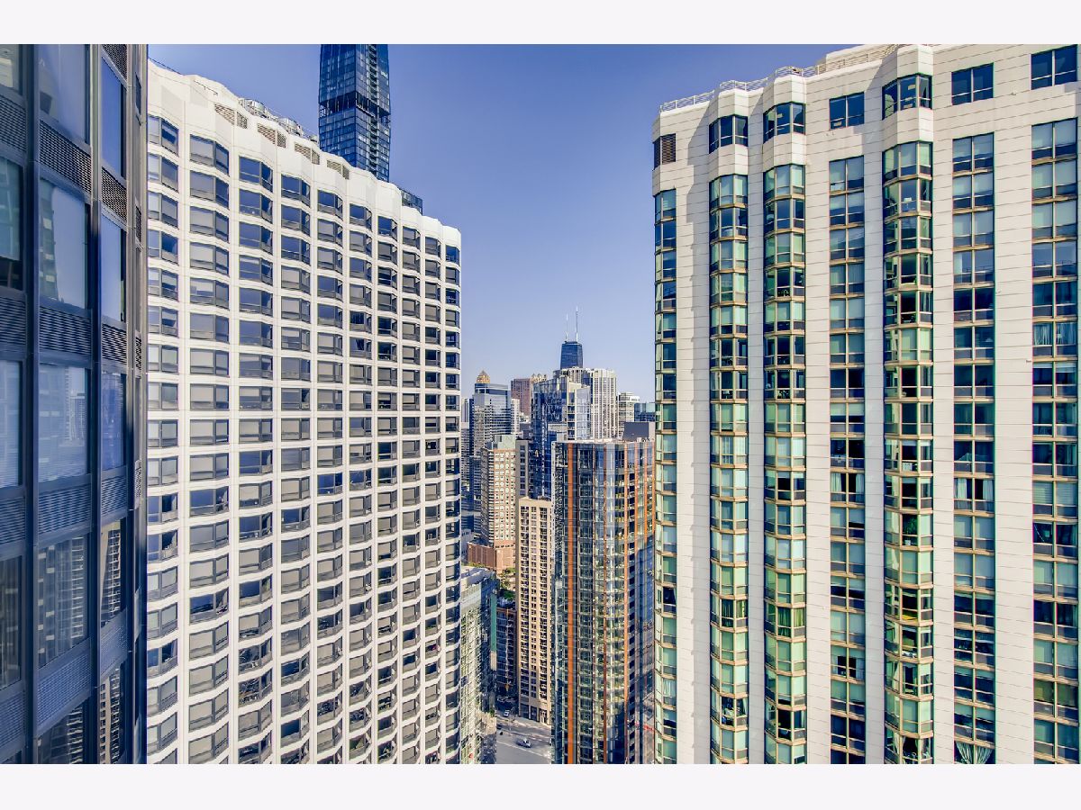 155 Harbor Drive, Chicago, Illinois 60601 MLS 11178003 WinterCohen