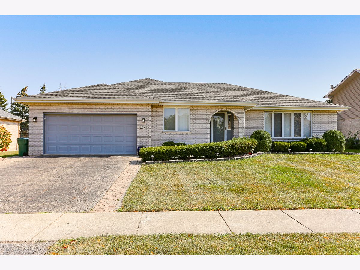 Homes Sold Abbey Glen Lockport Illinois, 824 Glenmore
