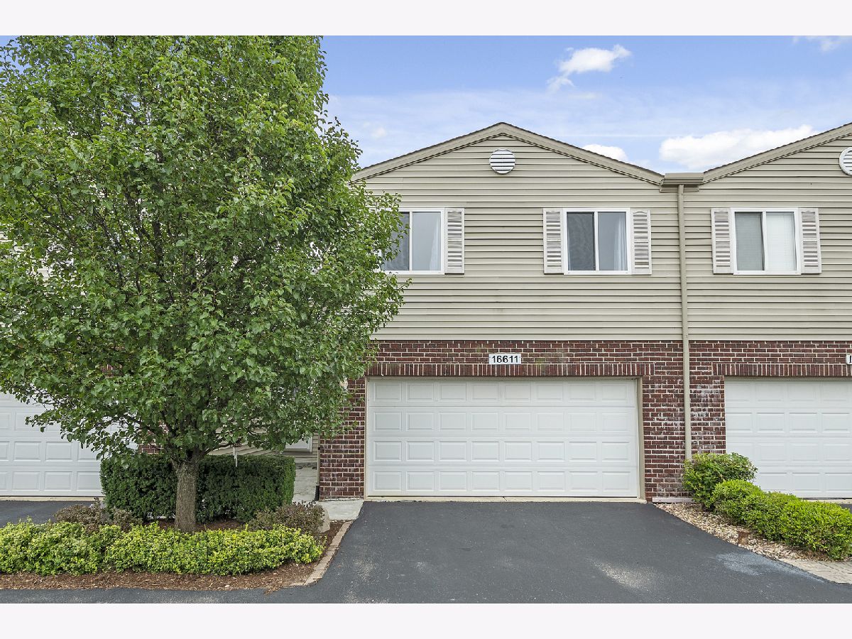 Condos & Townhomes Sold Vintage Of Willow Walk Lockport Illinois, 16611 Willow Walk