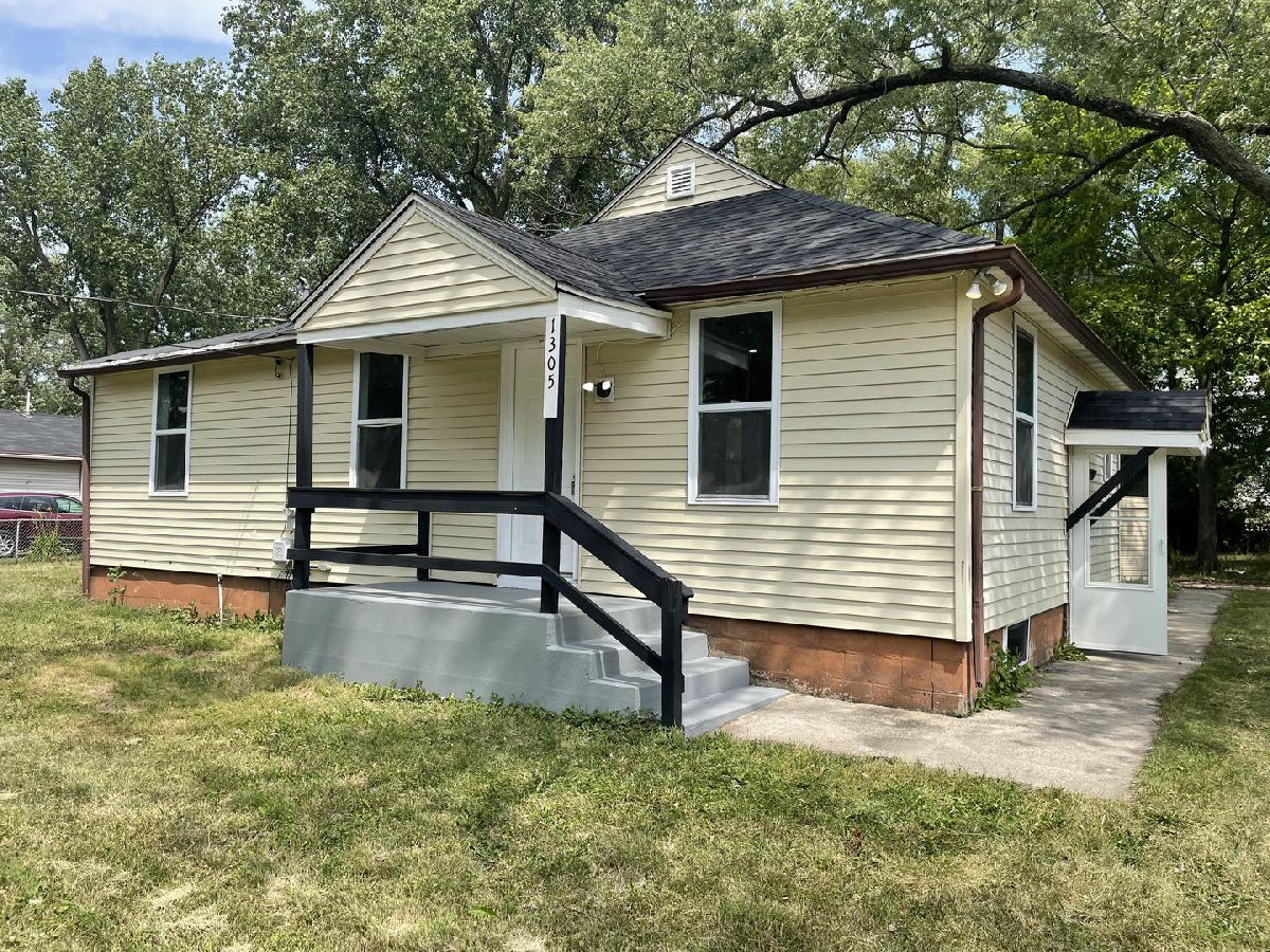 Rented Rockford Illinois, 1305 Carbaugh