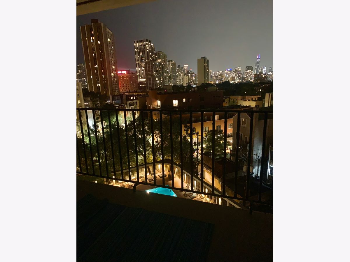 Condominiums Sold Lincoln Park Towers Chicago Illinois, 1960 Lincoln Park West