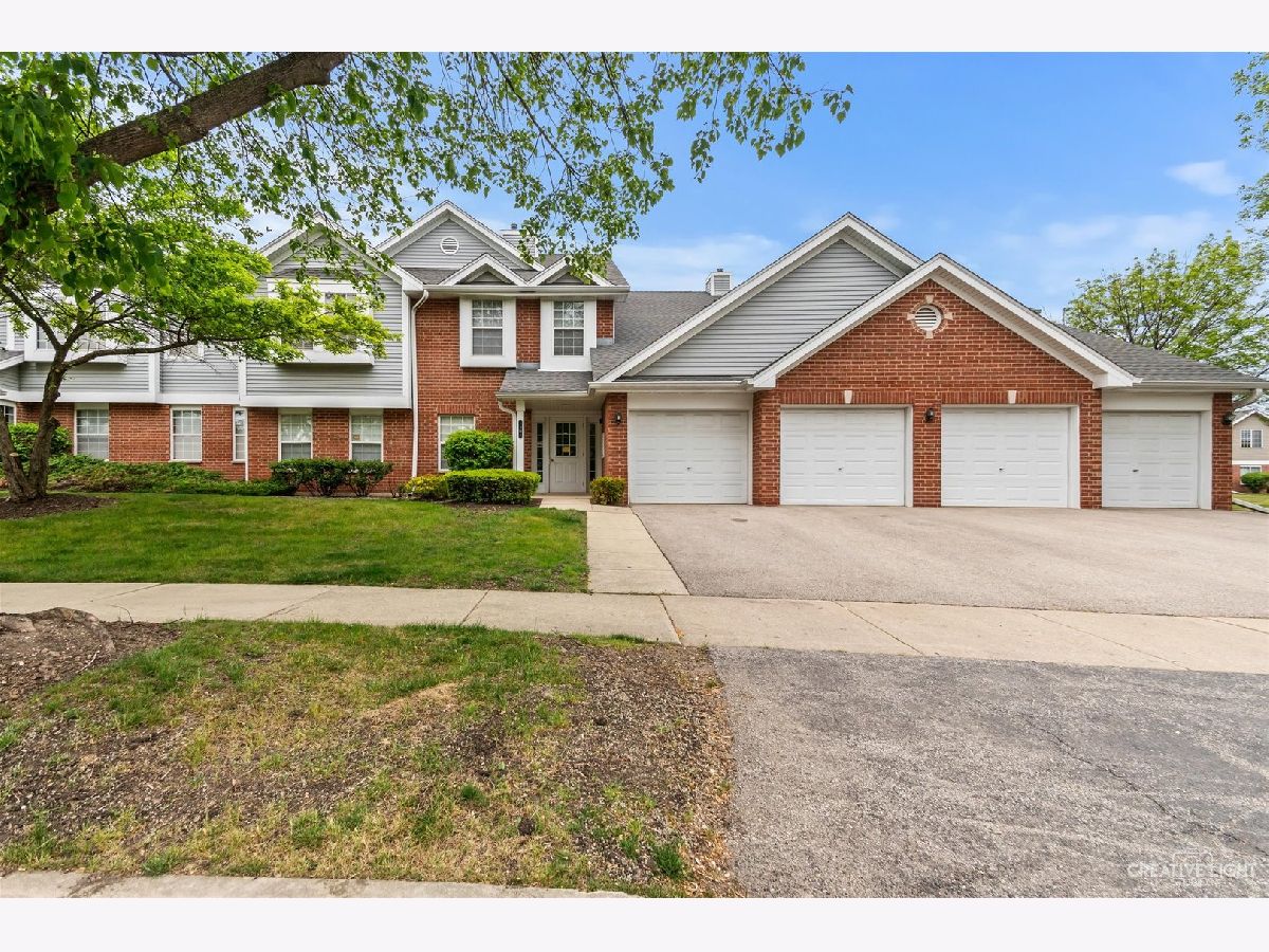 Condominiums Sold Arlington Trails Arlington Heights Illinois, 1504 Pheasant Trail