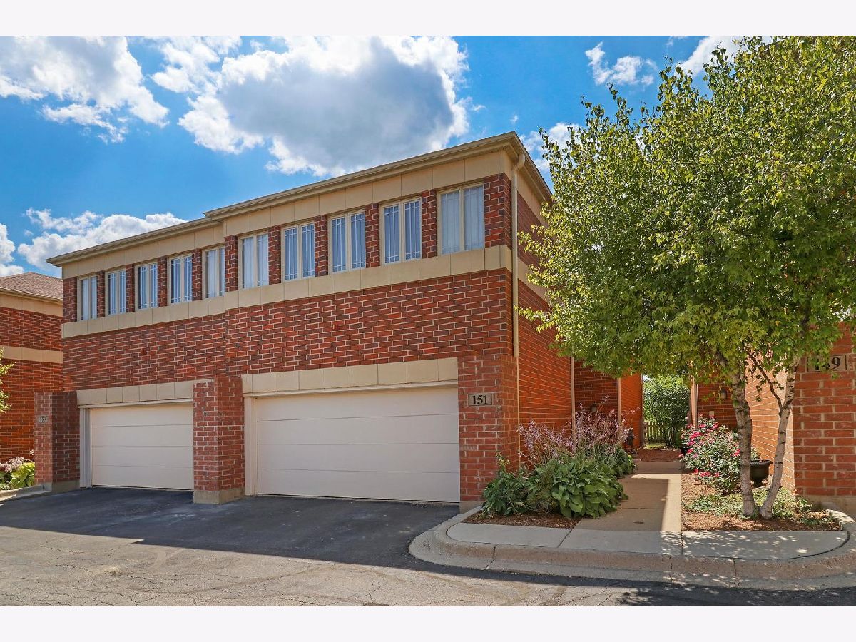 Townhomes Sold Prairie View North Libertyville Illinois, 151 Finstad