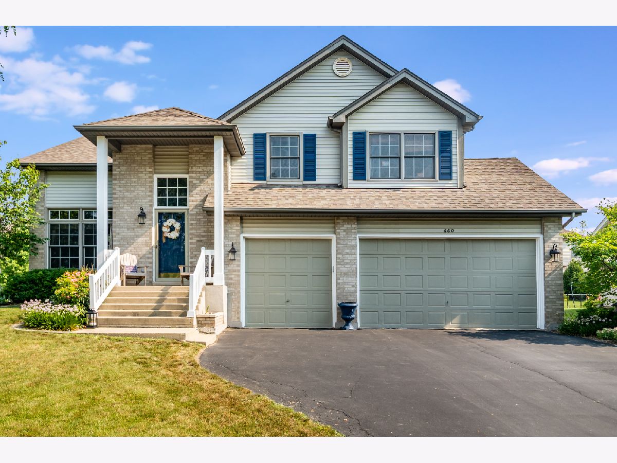 Homes Sold The Trails Bolingbrook Illinois, 660 Tall Grass