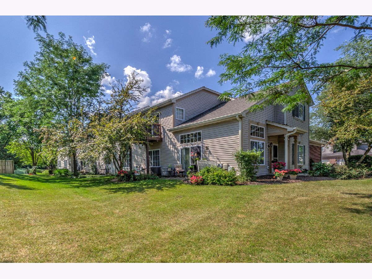 24 Southwicke Drive, Streamwood, Illinois 60107 MLS 11181070