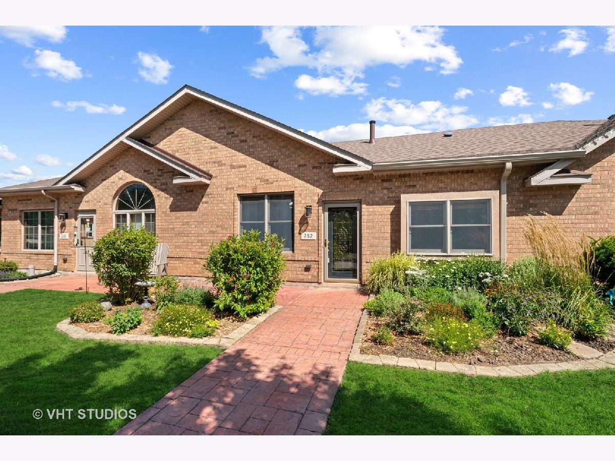 Townhomes Sold Foxtail Commons Wilmington Illinois, 282 Jennifer