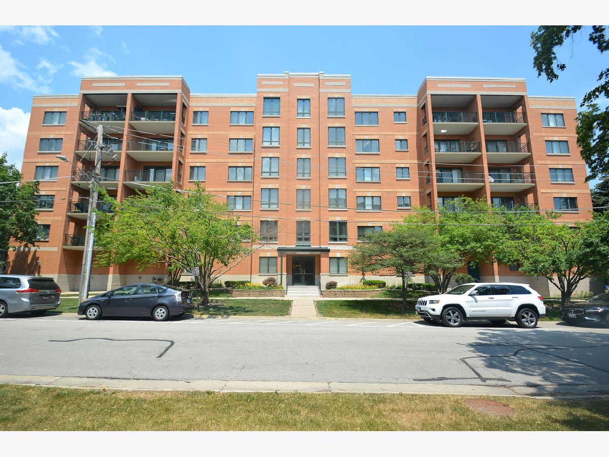 Condominiums Sold Ashland Place Des Plaines Illinois, 1636 Ashland
