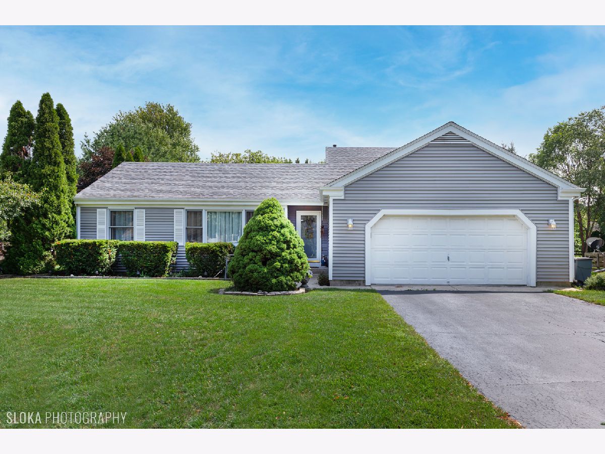 Homes & Condos & Townhomes Sold Deerpass Greens Marengo Illinois, 723 Walnut