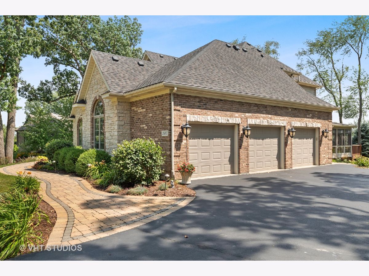 Homes Sold Thousand Oaks Spring Grove Illinois, 2457 Brentwood