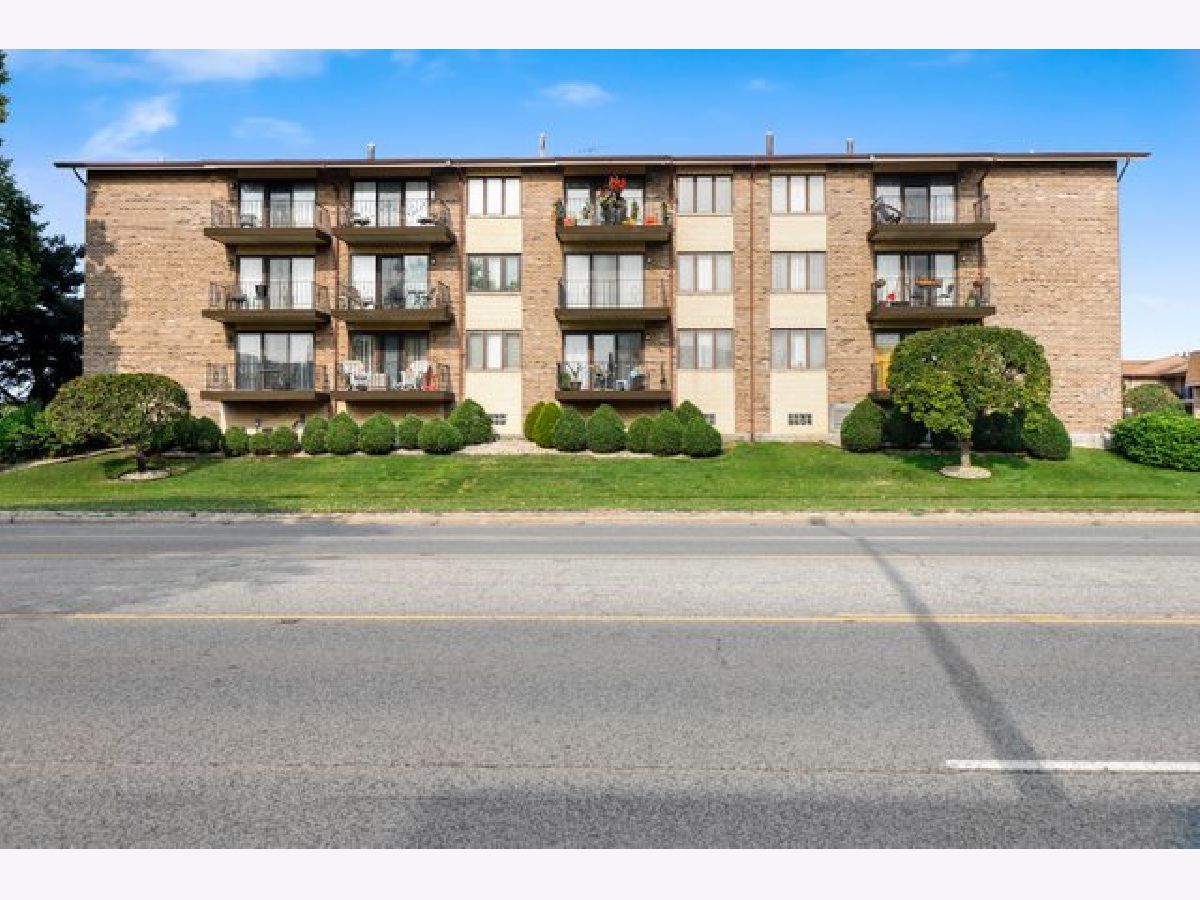 Homes & Condominiums Sold Crawford Gardens Oak Lawn Illinois, 4009 93rd