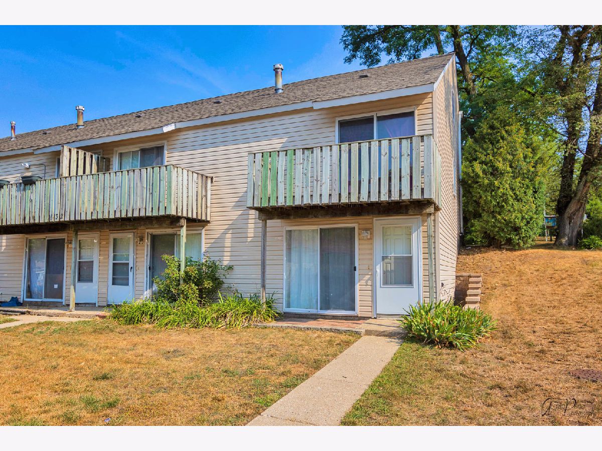 Townhomes & Condos & Homes Sold Hidden Glen Fox Lake Illinois, 132 Cora