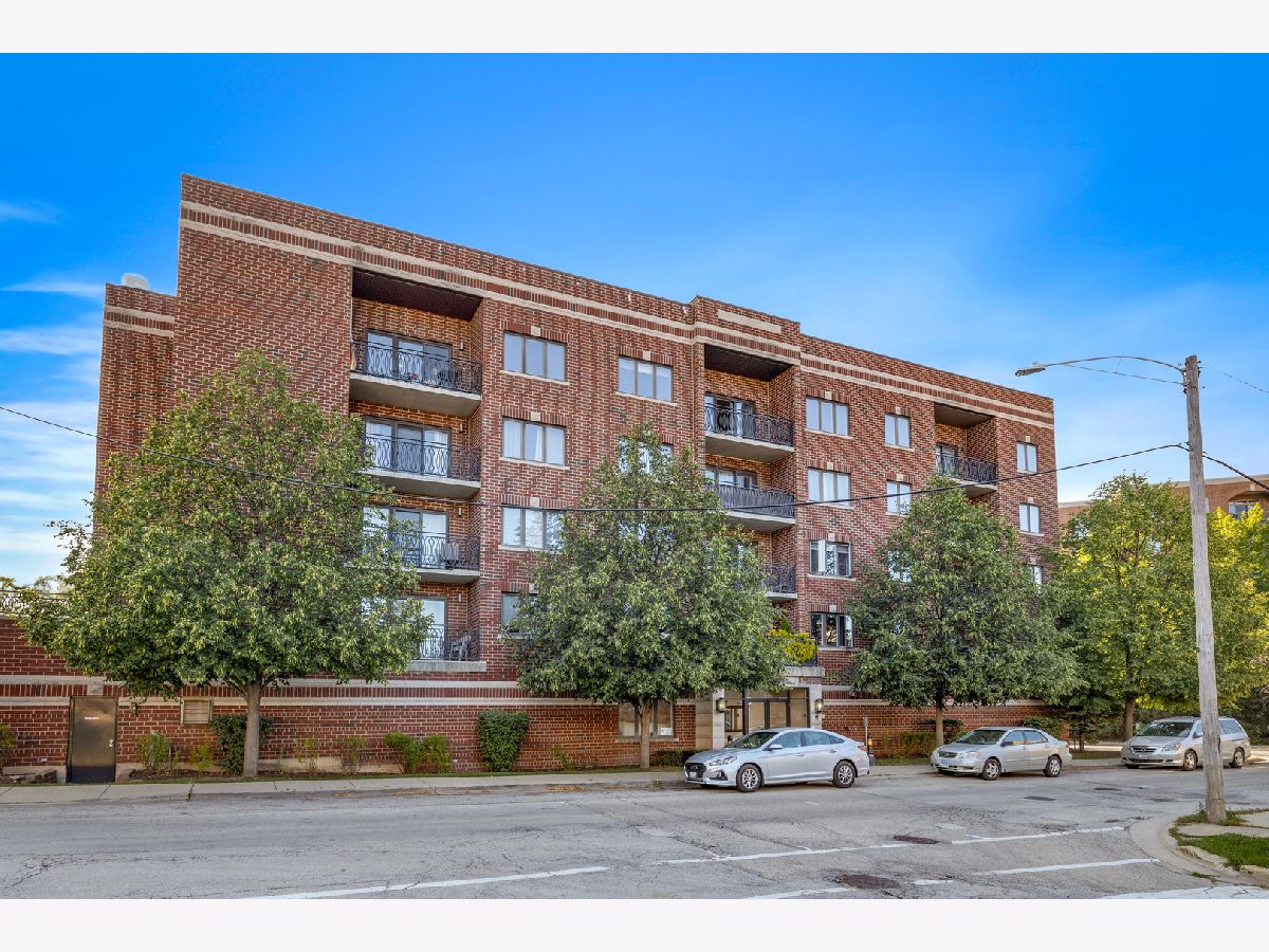 Condominiums Sold The Brighton Des Plaines Illinois, 450 Western