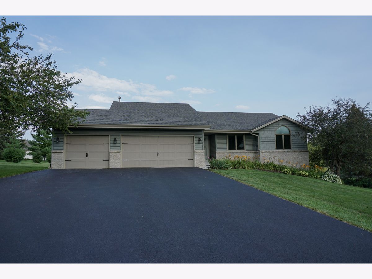 Homes Sold North Ledges Roscoe Illinois, 7914 Windspoint