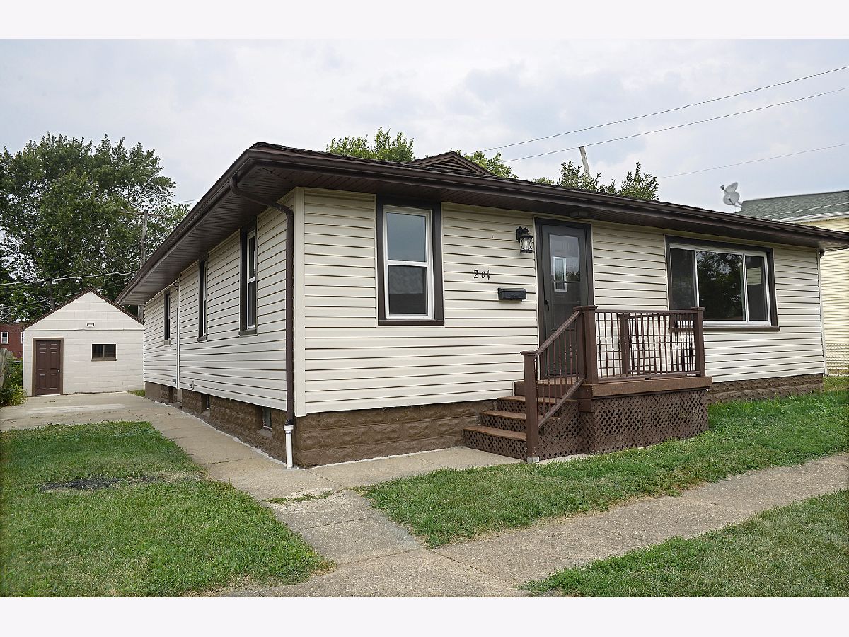  Sold Naplate Illinois, 201 19th