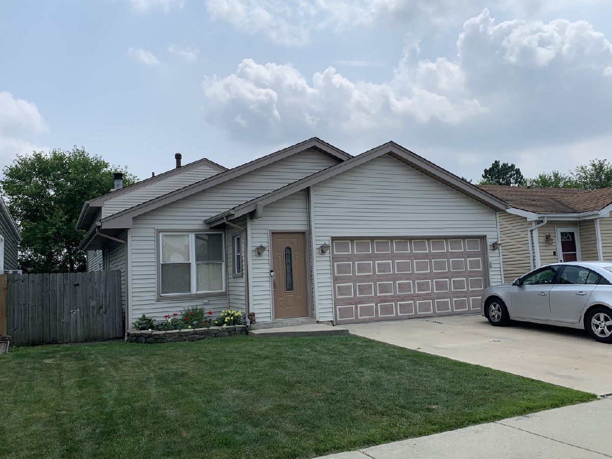 Homes Sold Hunters Ridge Orland Hills Illinois, 9231 162nd