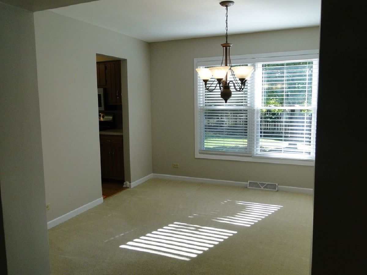 Homes Rented Cedar Glen Naperville Illinois, 2214 Gleneagles