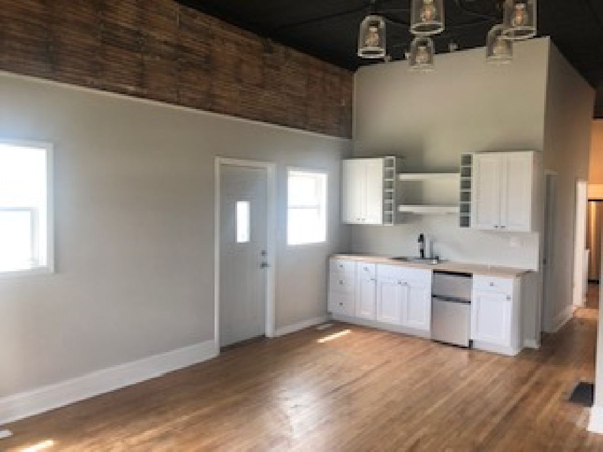  Rented Manlius Illinois, 200 Main