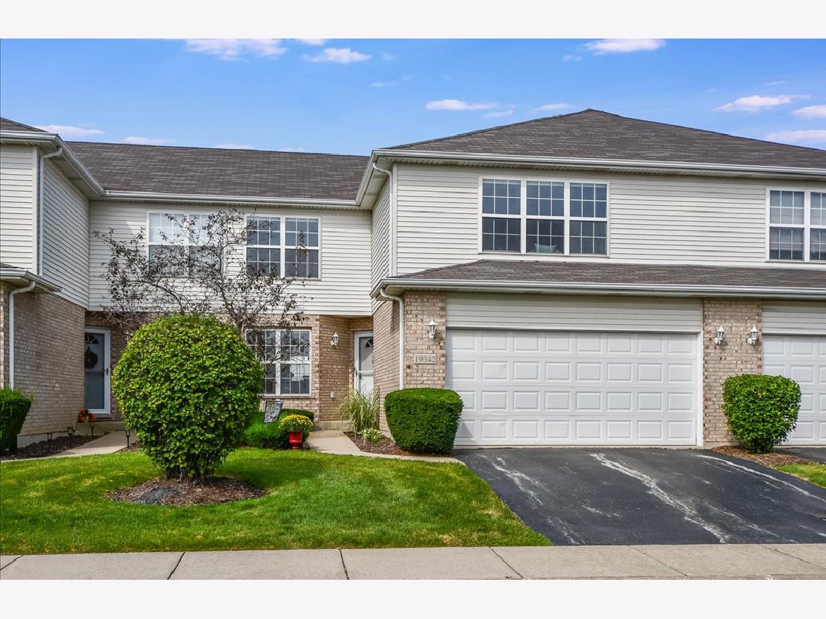 Tara Hills Mokena IL, Townhomes & Homes For Sale & For Rent Sadie