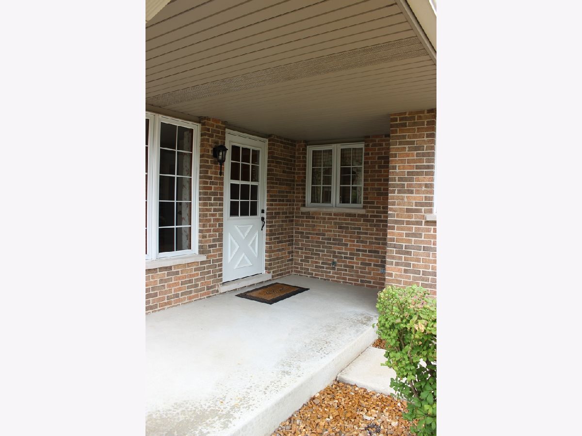 Condos & Townhomes Sold Rivercrest Manor Crestwood Illinois, 5133 Rivercrest