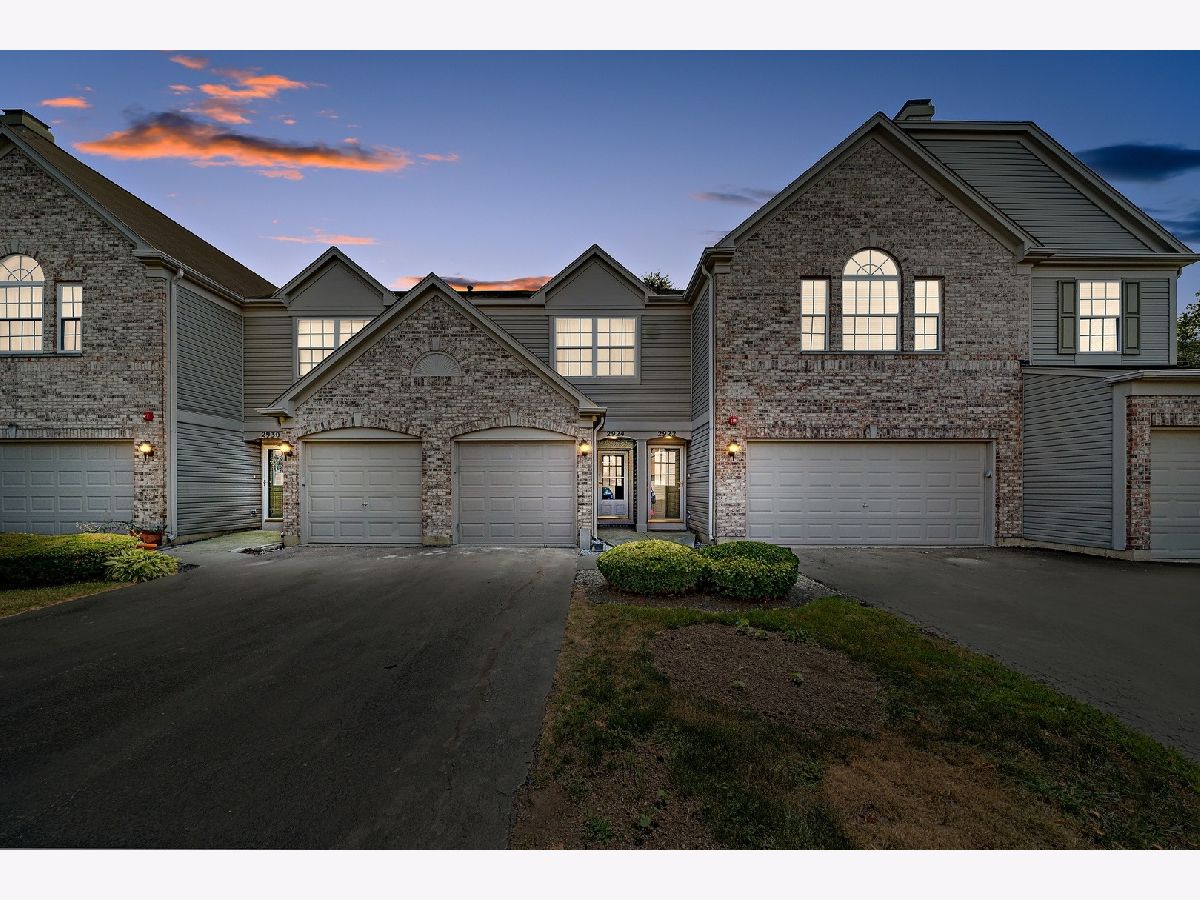 Townhomes & Condos Sold Stonewater Naperville Illinois, 2924 Stonewater