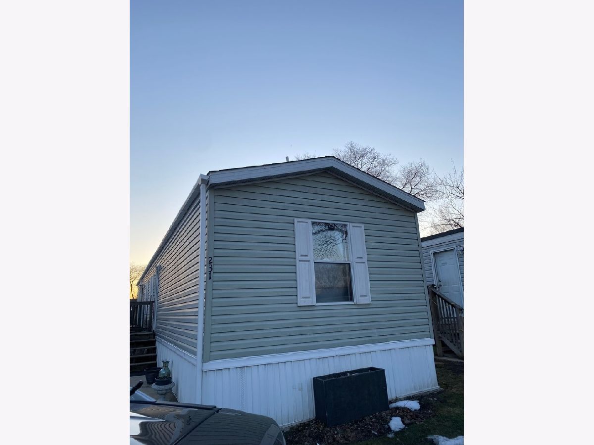 Subdivision Sold Touhy Mobile Home Park Des Plaines Illinois, 430 Touhy