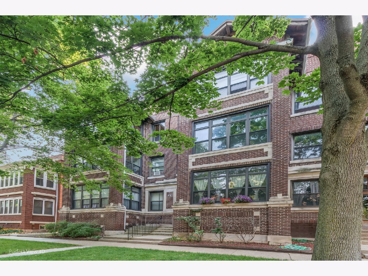 Condos & Townhomes Sold Ellis Condominiums Chicago Illinois, 5139 Ellis