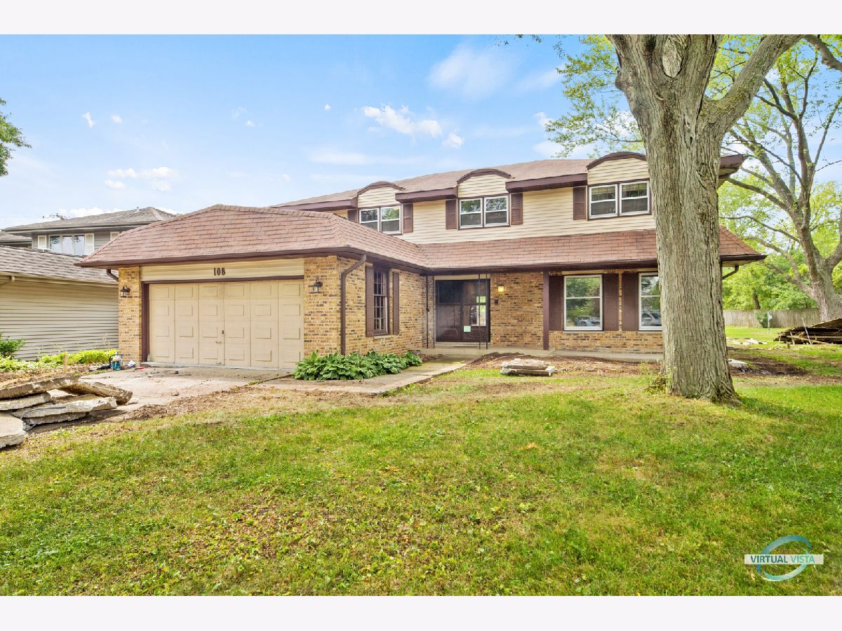 Homes Rented Highland Glen Wheeling Illinois, 108 Holly
