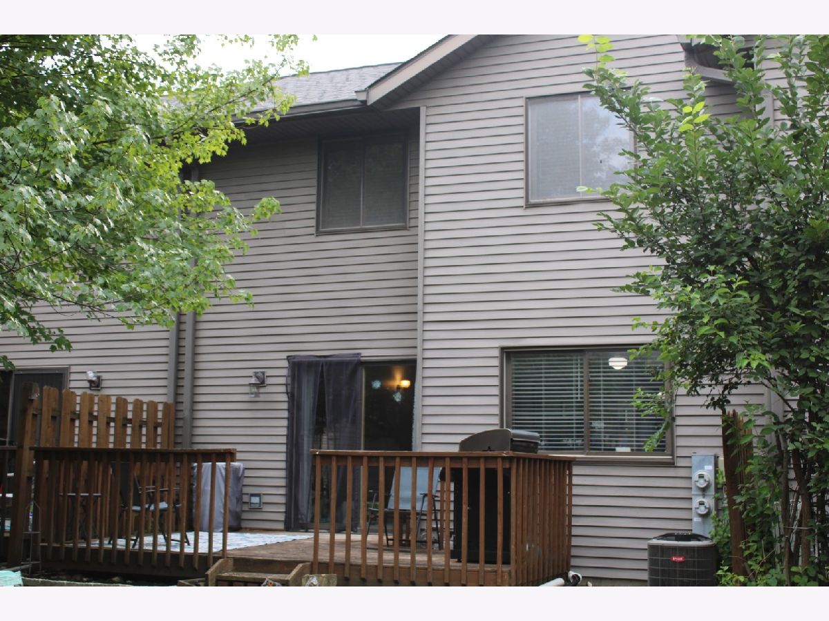 Townhomes Sold Berkshire Place Crystal Lake Illinois, 450 Berkshire