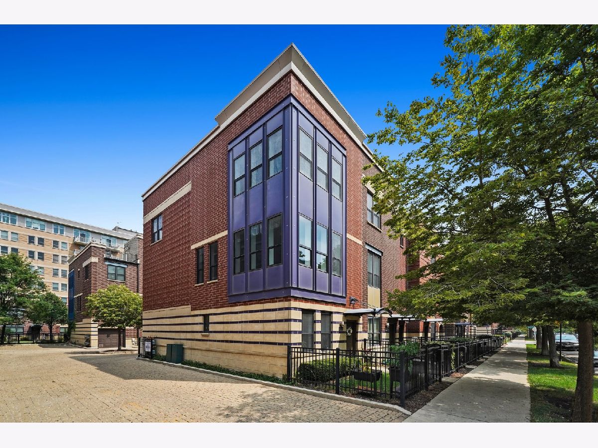 Townhomes Sold The Parkside Chicago Illinois, 514 Elm