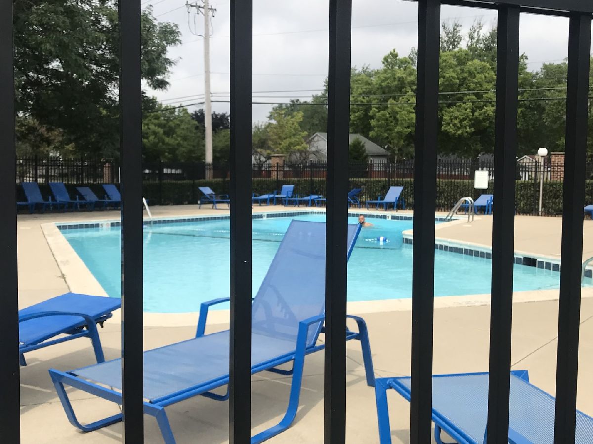 Townhomes Rented Darien Lake Darien Illinois, 7835 Darien Lake