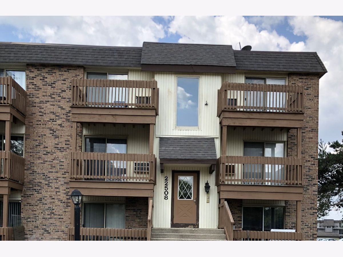 Condominiums Sold Windwood Richton Park Illinois, 22508 Jackson